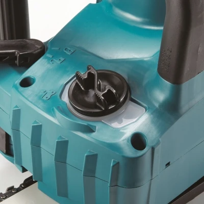 MAKITA-DUC407ZX3-Akumulatorowa-pilarka-lancuchowa-40cm-3-8-18V-LXT-BODY-Moc-610-W.jpg
