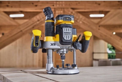 DeWalt-DCW620M2-Frezarka-gornowrzecionowa-18V-70-mm-8-12-mm-2x4Ah-Seria-BD-DCW620NT.jpg