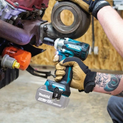 MAKITA-DTW301RTJ-Akumulatorowy-klucz-udarowy-1-2-330Nm-580Nm-LXT-2x5Ah-Rozmiar-trzpienia-1-2.jpg